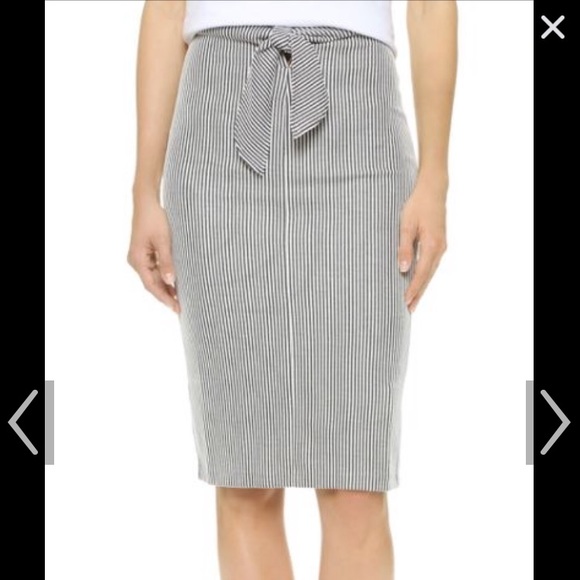 Club Monaco Skirt - Picture 3 of 4